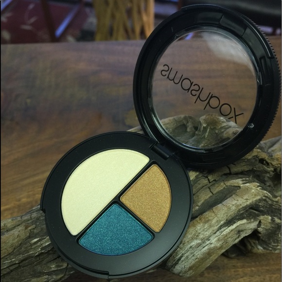 SmashBox Photo Edit eyeshadow trio “ON LOCATION” - Picture 5 of 7